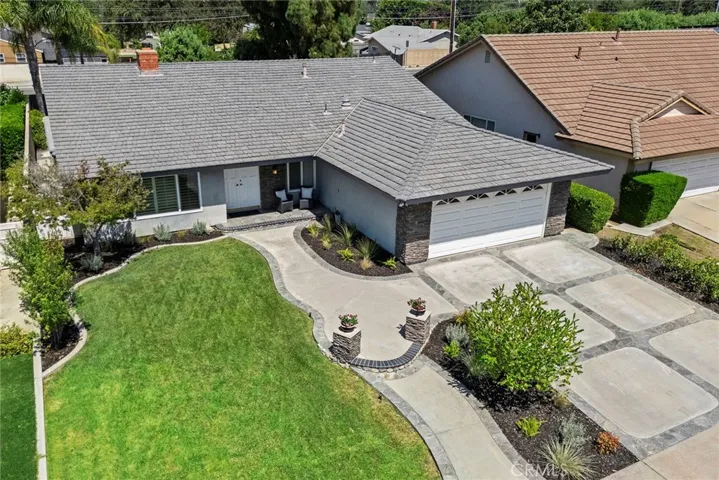 13075 Wickshire Lane, Tustin, California 92782