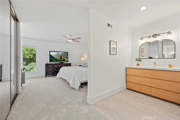 13075 Wickshire Lane, Tustin, California 92782