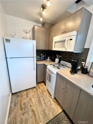 116 Avenida Serra 2, San Clemente, California 92672