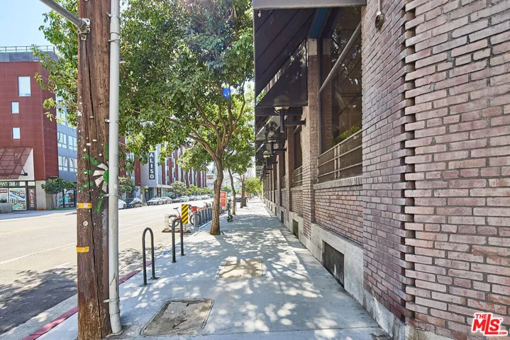 215 S Santa Fe Avenue 7, Los Angeles, California 90012