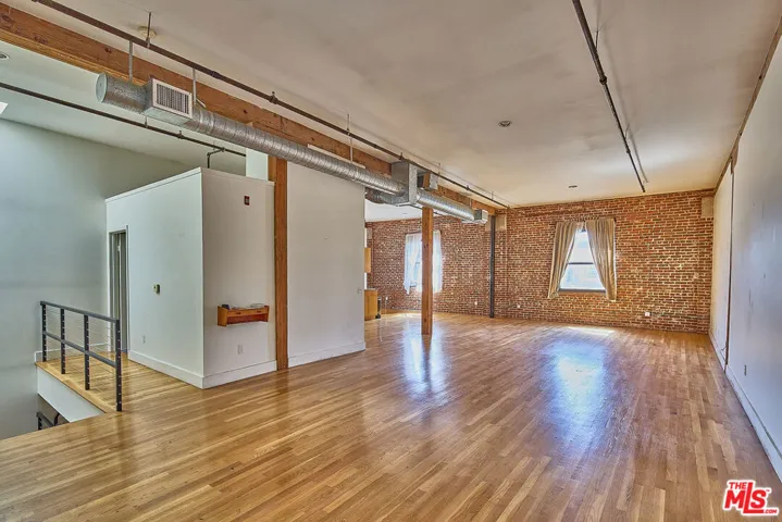 215 S Santa Fe Avenue 7, Los Angeles, California 90012