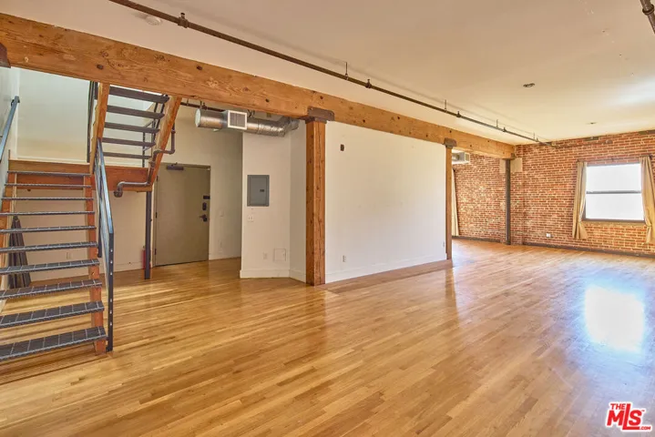 215 S Santa Fe Avenue 7, Los Angeles, California 90012