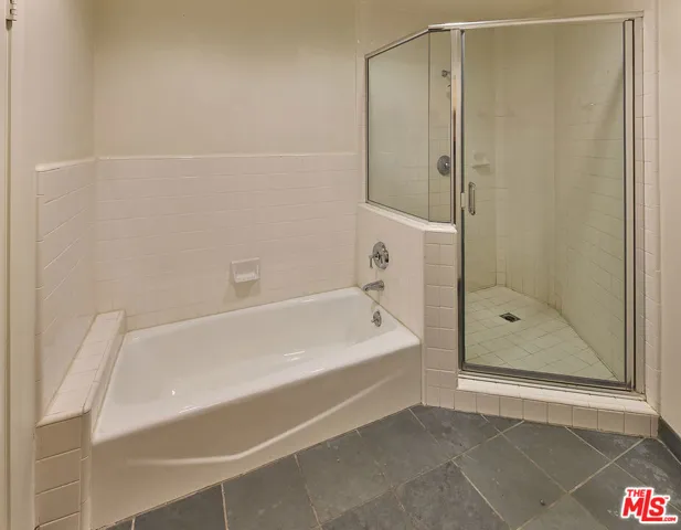 215 S Santa Fe Avenue 7, Los Angeles, California 90012