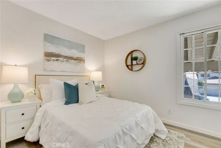 Second bedroom.