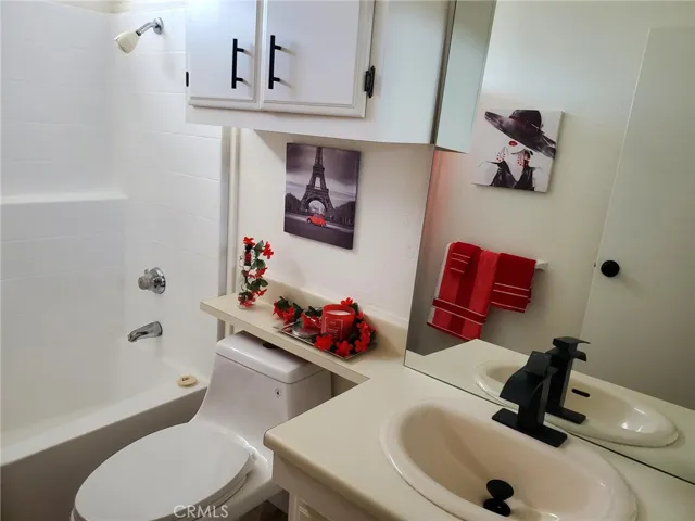 21621 Sandia Road 50, Apple Valley, California 92308