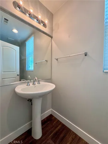 31871 Domenoe Way, Temecula, California 92592
