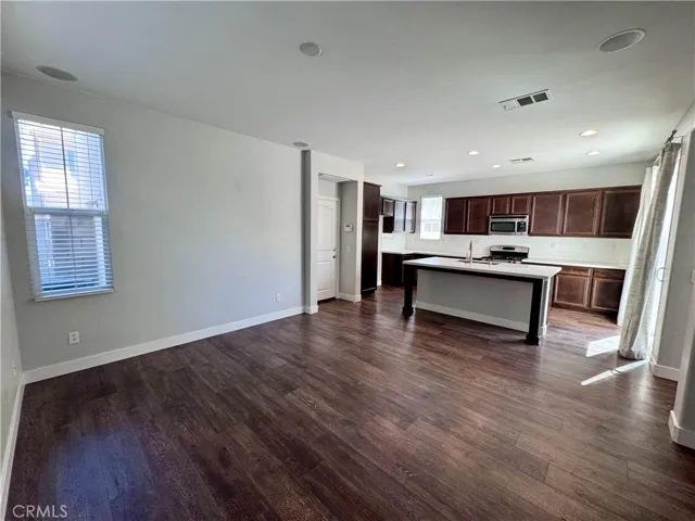 31871 Domenoe Way, Temecula, California 92592