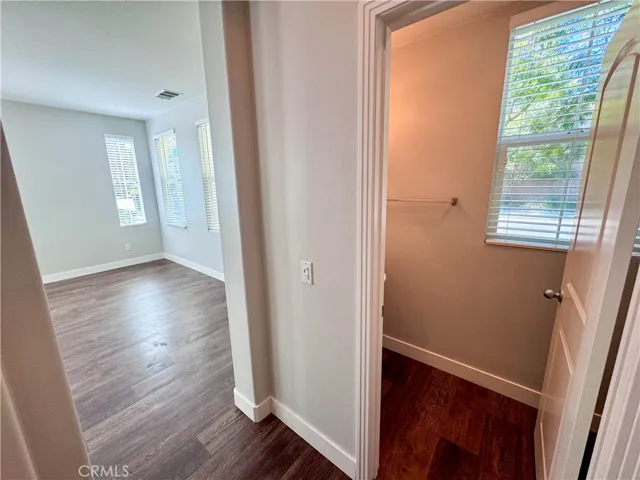 31871 Domenoe Way, Temecula, California 92592