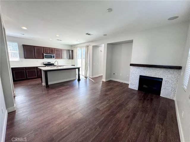 31871 Domenoe Way, Temecula, California 92592