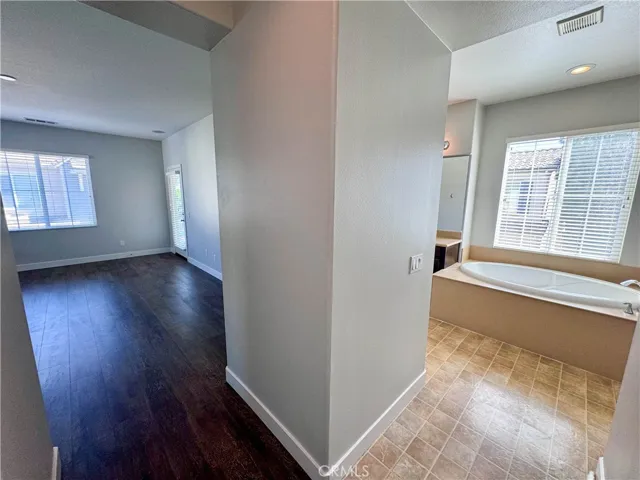 31871 Domenoe Way, Temecula, California 92592