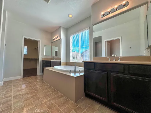 31871 Domenoe Way, Temecula, California 92592