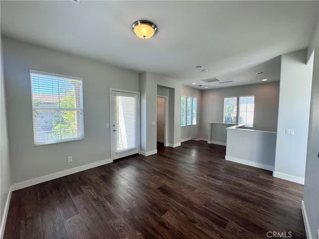 31871 Domenoe Way, Temecula, California 92592