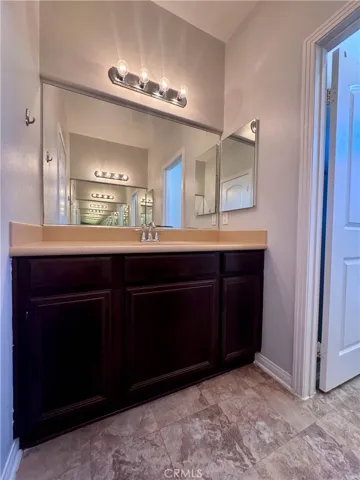 31871 Domenoe Way, Temecula, California 92592