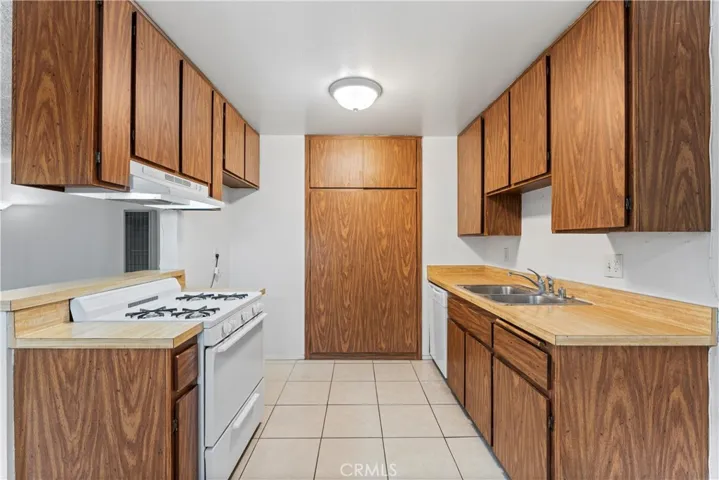 3700 W Savanna Street, Anaheim, California 92804
