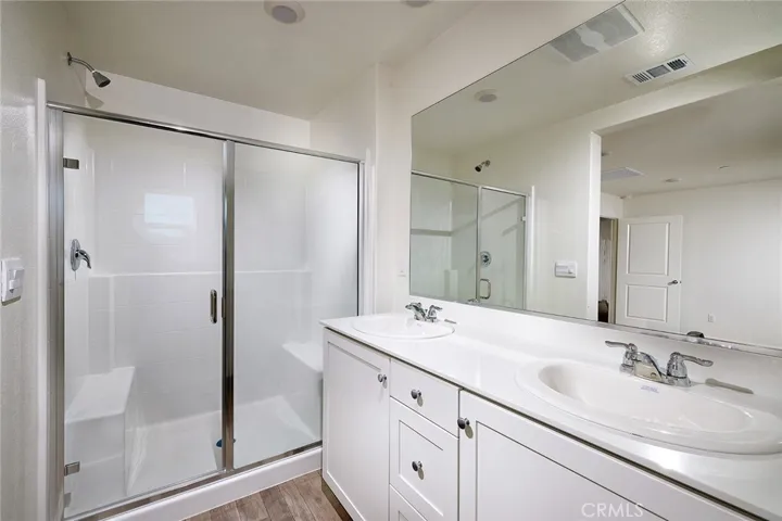 28827 Camaro Drive, Winchester, California 92596