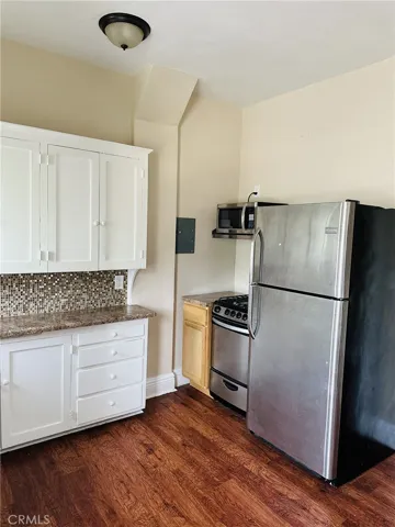224 W Olive Avenue 6, Redlands, California 92373