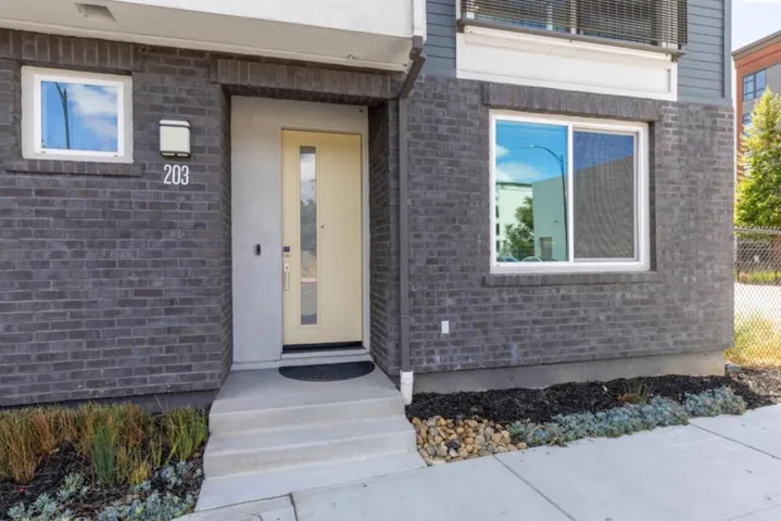203 Proximity Way, San Jose, California 95110