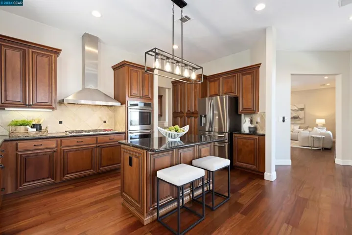 8020 Kelok Way, Clayton, California 94517