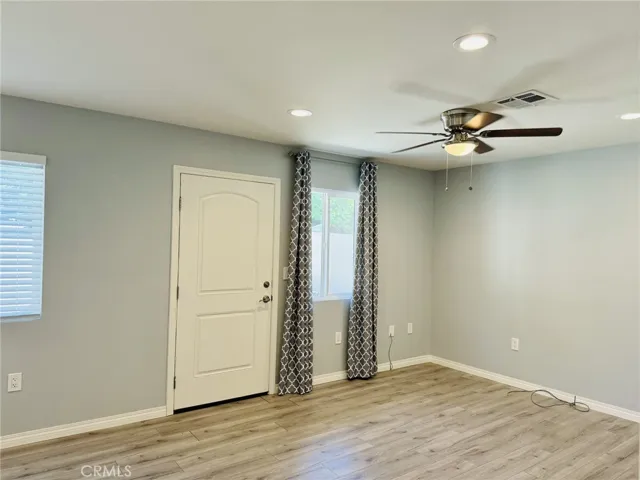 11820 2nd Street B, Yucaipa, California 92399