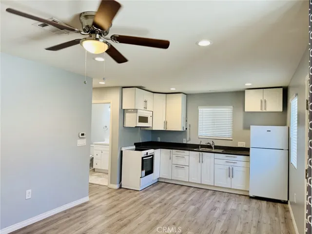 11820 2nd Street B, Yucaipa, California 92399