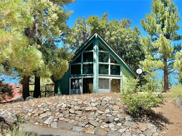 1412 Woodland Drive, Pine Mountain Club, California 93222