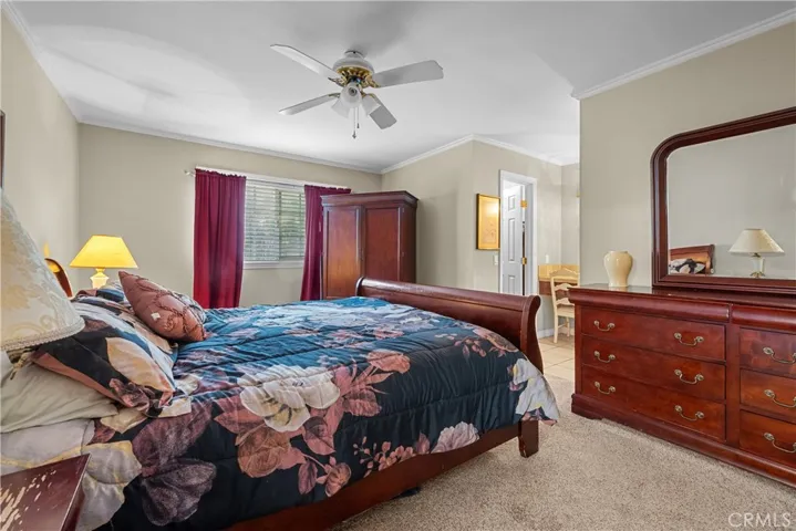 21652 Masterson Court, Saugus, California 91350
