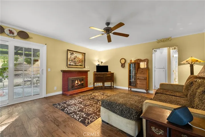 21652 Masterson Court, Saugus, California 91350