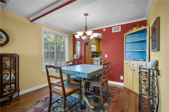 21652 Masterson Court, Saugus, California 91350