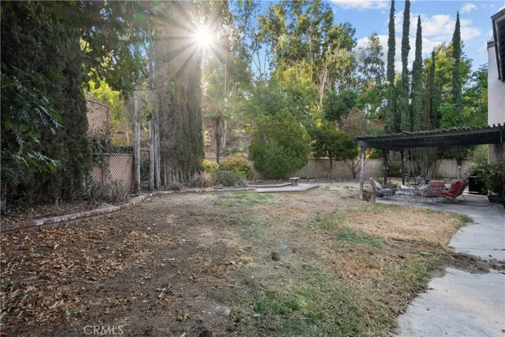 21652 Masterson Court, Saugus, California 91350