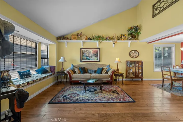 21652 Masterson Court, Saugus, California 91350
