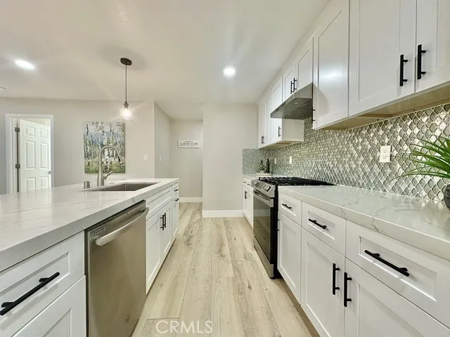968 N Feather Avenue, La Puente, California 91746