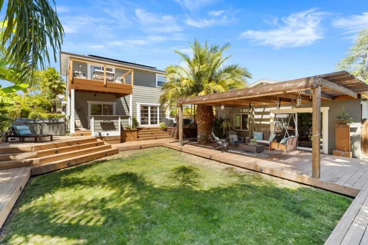 1426 Walnut Drive, Campbell, California 95008