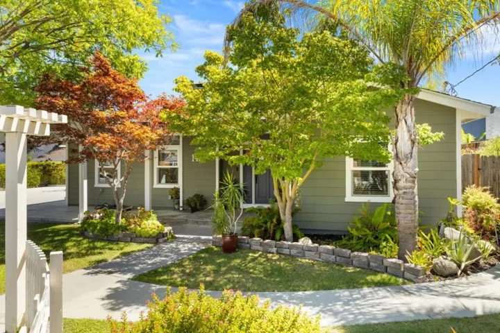 1426 Walnut Drive, Campbell, California 95008