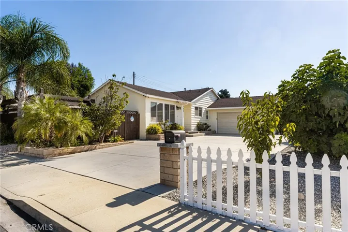 173 Aldama Avenue, Pomona, California 91767