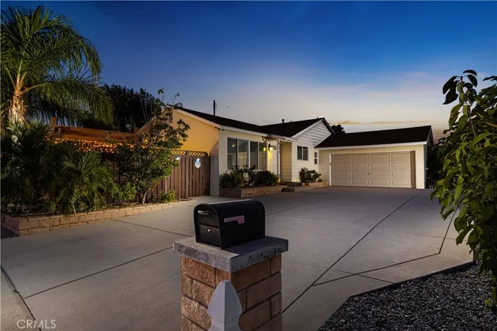 173 Aldama Avenue, Pomona, California 91767