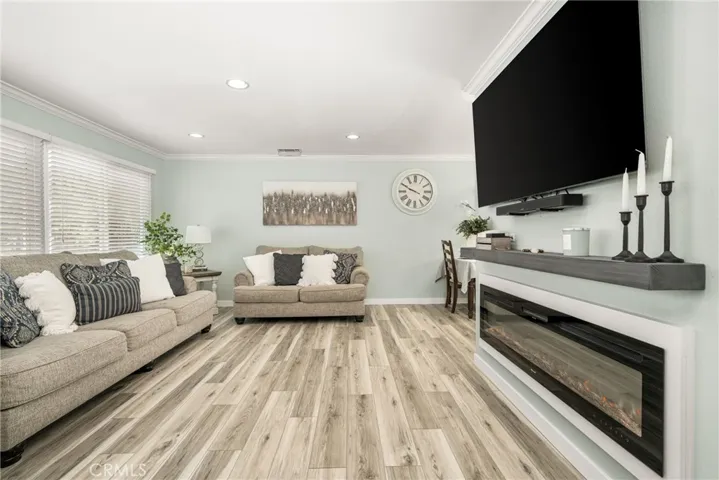 173 Aldama Avenue, Pomona, California 91767
