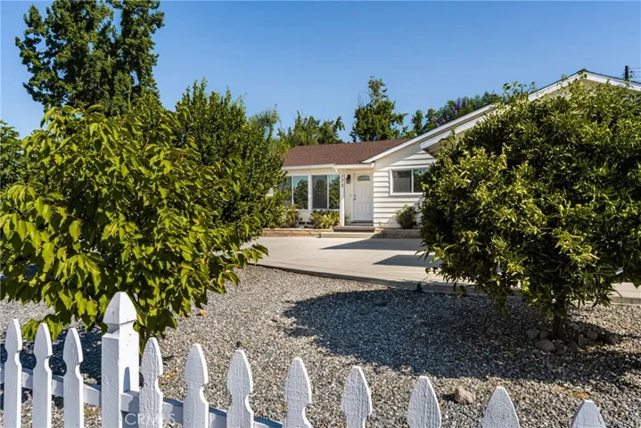 173 Aldama Avenue, Pomona, California 91767