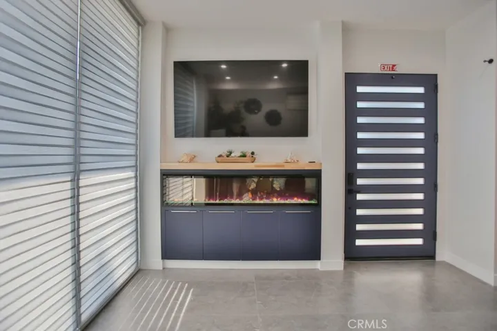 413 6th Street, Huntington Beach, California 92648
