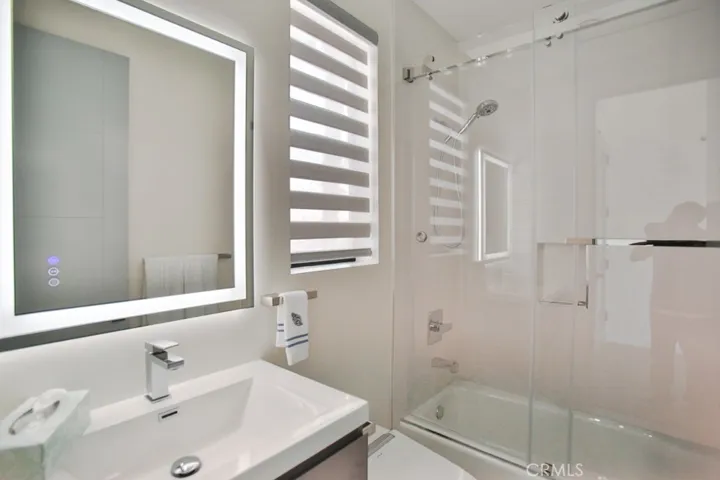 413 6th Street, Huntington Beach, California 92648