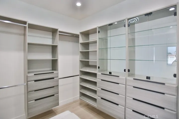 413 6th Street, Huntington Beach, California 92648