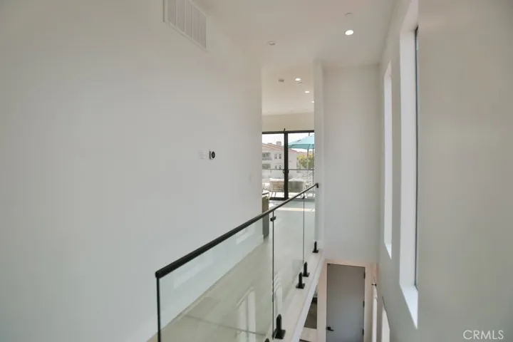 413 6th Street, Huntington Beach, California 92648