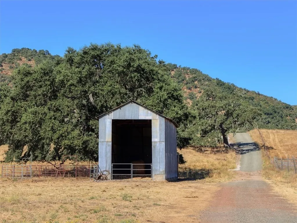 5720 Huasna Townsite Road, Arroyo Grande, California 93420 home-pic-11
