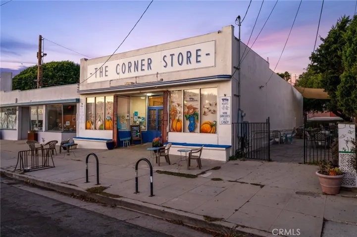 1118 W 37th Street, San Pedro, California 90731