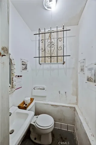 1118 W 37th Street, San Pedro, California 90731