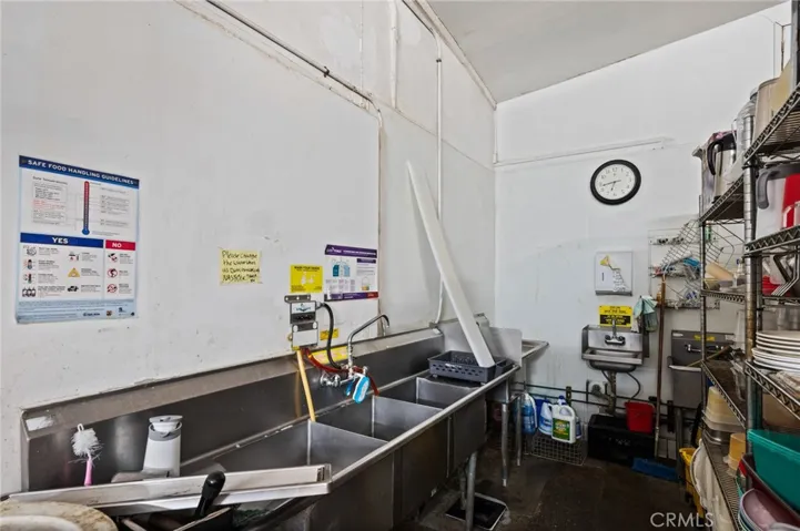 1118 W 37th Street, San Pedro, California 90731