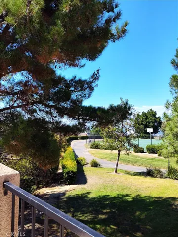 2604 Avenida Del 202, Corona, California 92882