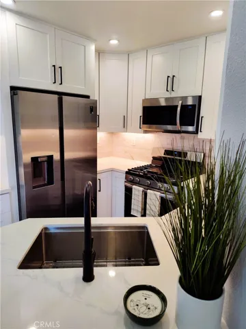 2604 Avenida Del 202, Corona, California 92882