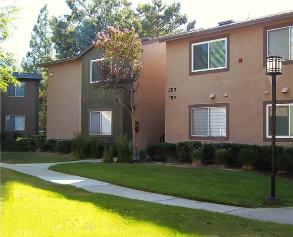 2604 Avenida Del 202, Corona, California 92882