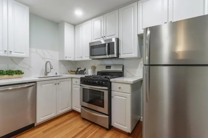 315 Dunsmuir Terrace 6, Sunnyvale, California 94085