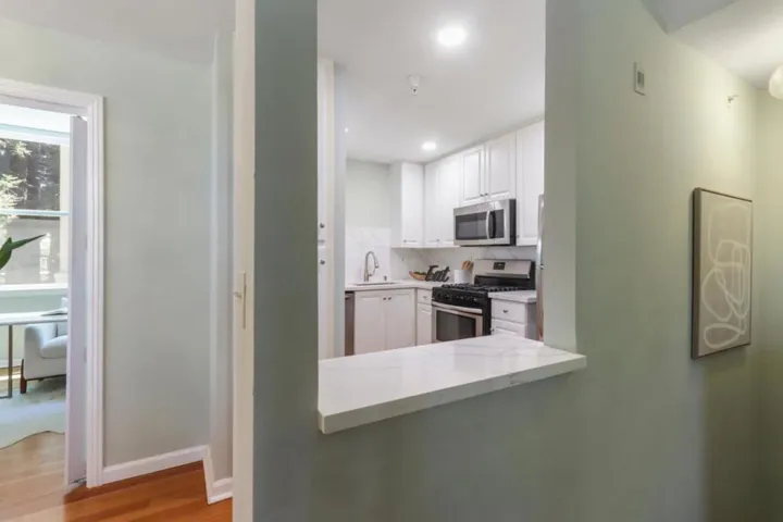 315 Dunsmuir Terrace 6, Sunnyvale, California 94085